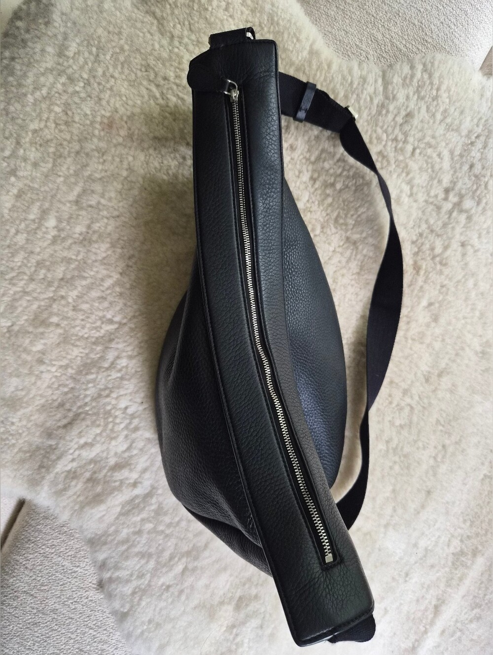 The Row Large Slouchy Banana Bag Black Pebbled Calfskin Leather Crossbody  $2550 - Picture 5 of 14